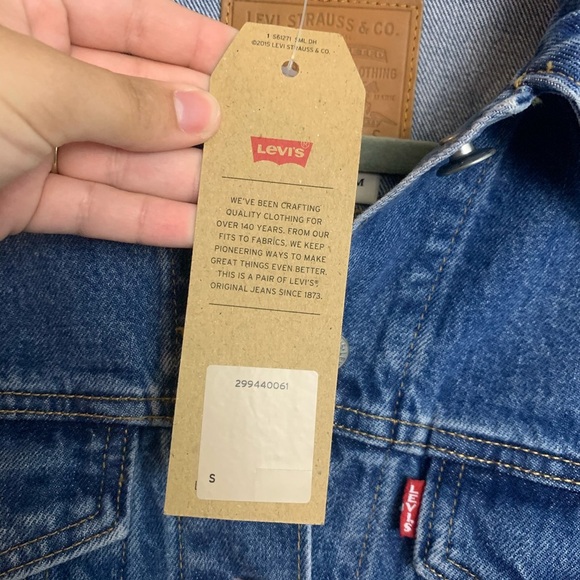 Levi's Original Sequin Trucker Jean Jacket Denim Blue Red Size Small - Picture 8 of 16